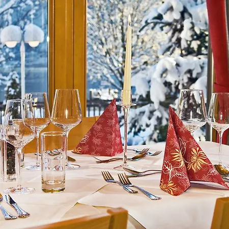 Hotel Urbani 4*