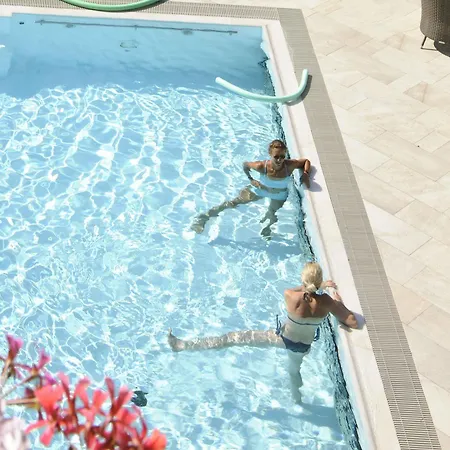 Urbani Hotel 4*
