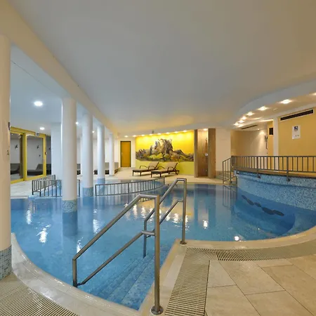 Urbani Hotel 4*