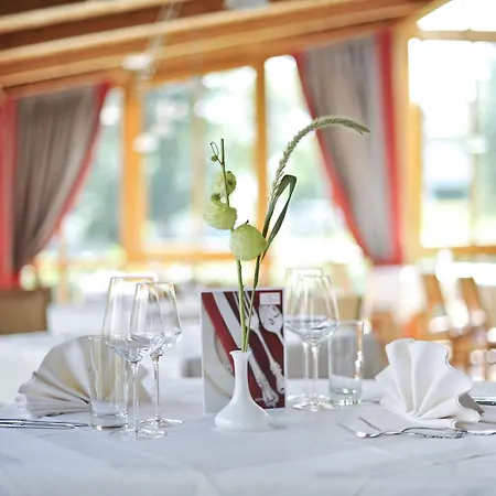 Hotel Urbani 4*