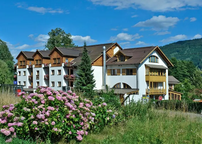 Urbani Hotel Bodensdorf